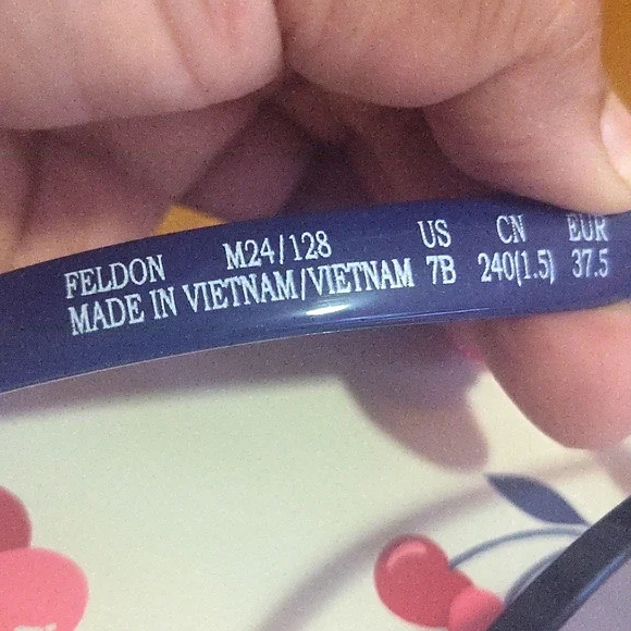 Kate Spade Cherry Print Flip Flops - White and Red - Picture 3 of 4